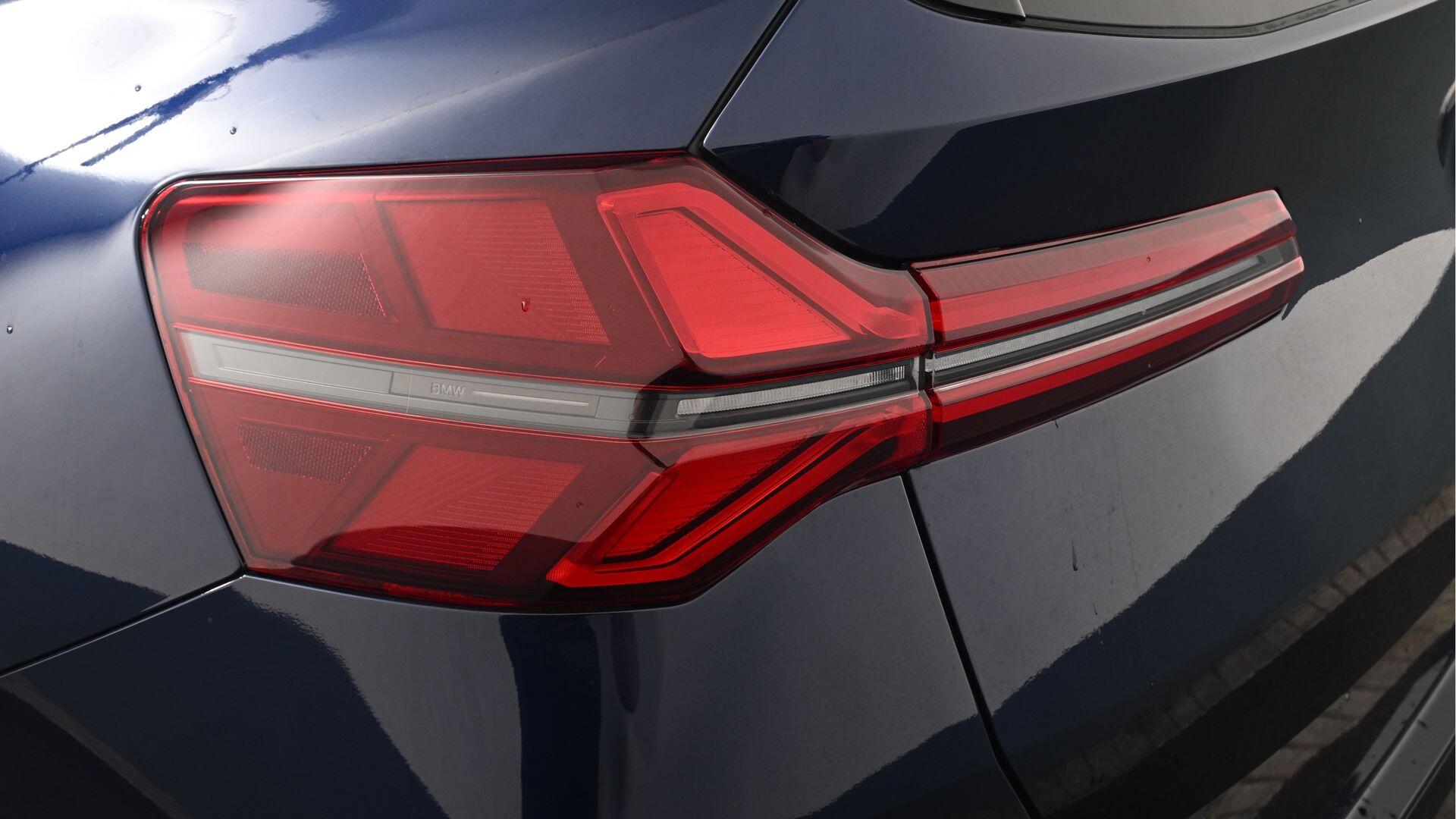 BMW X3 view 21