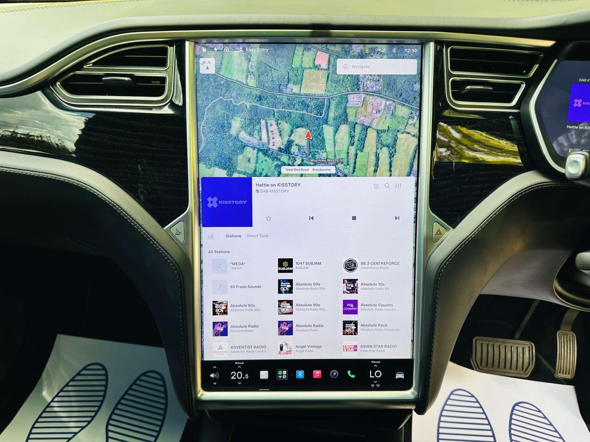 Tesla Model X view 13