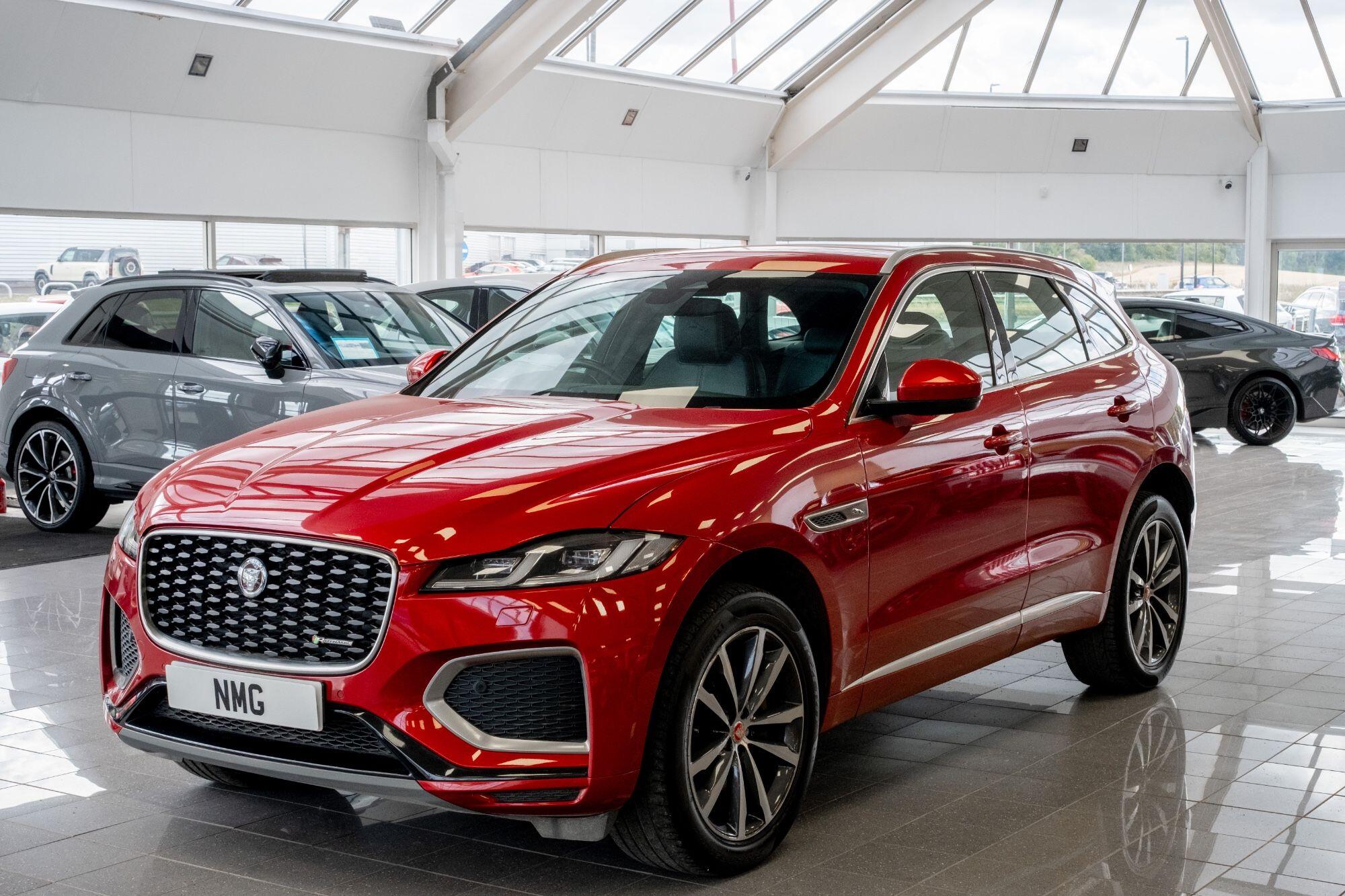 Jaguar F-Pace view 15