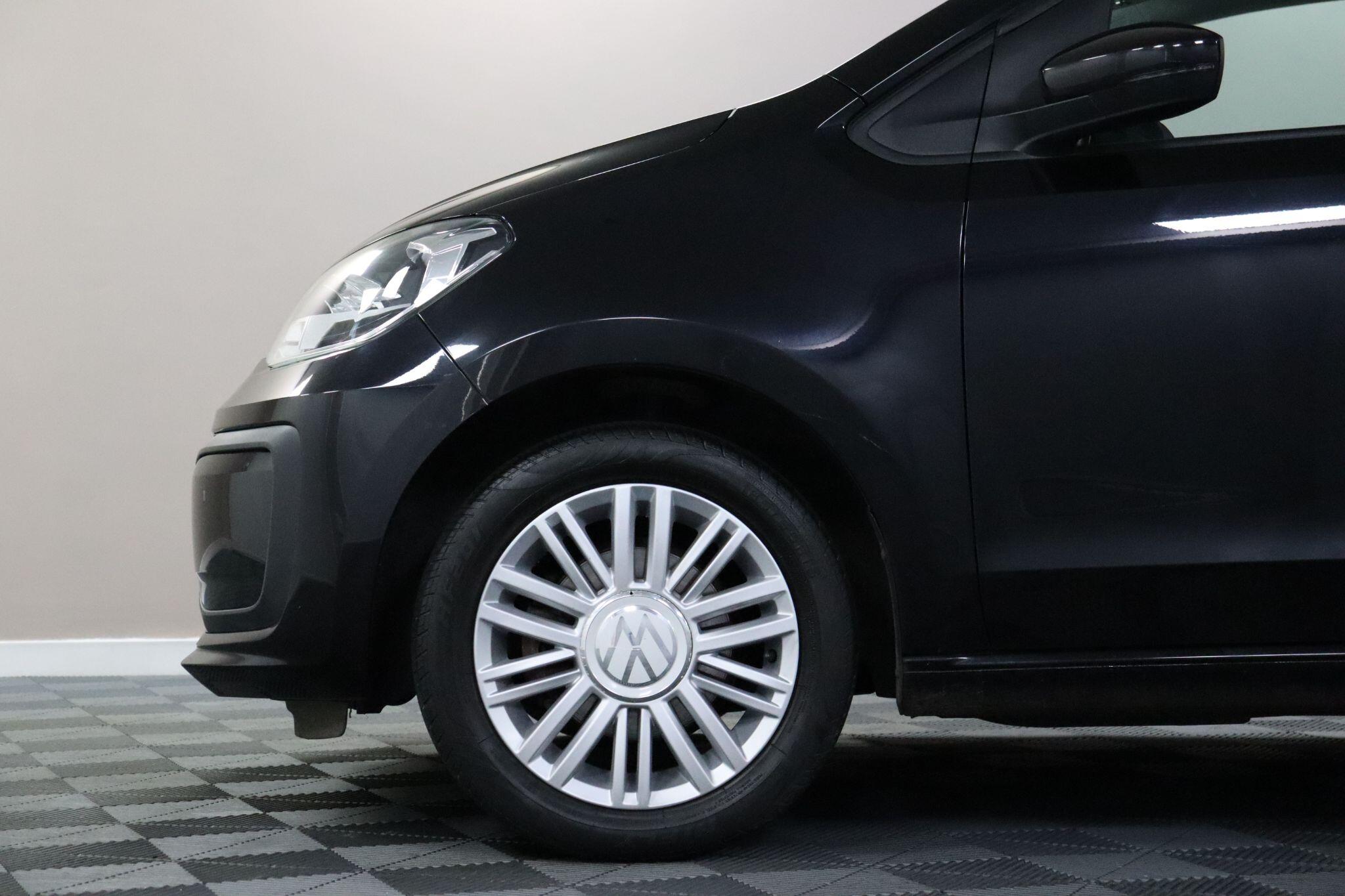 Volkswagen Up! view 27