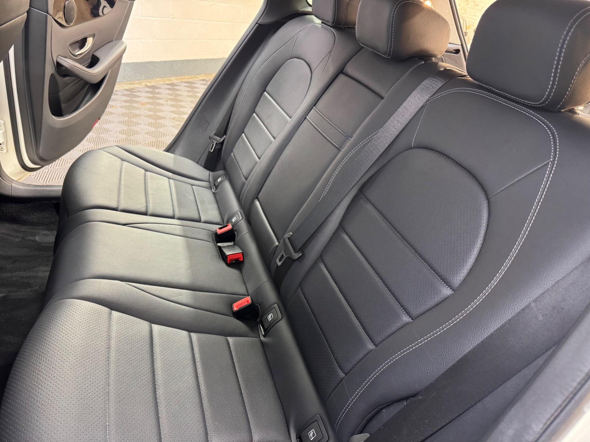 Mercedes-Benz GLC view 27
