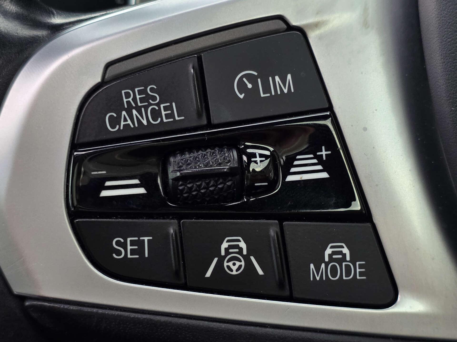 BMW X7 view 59
