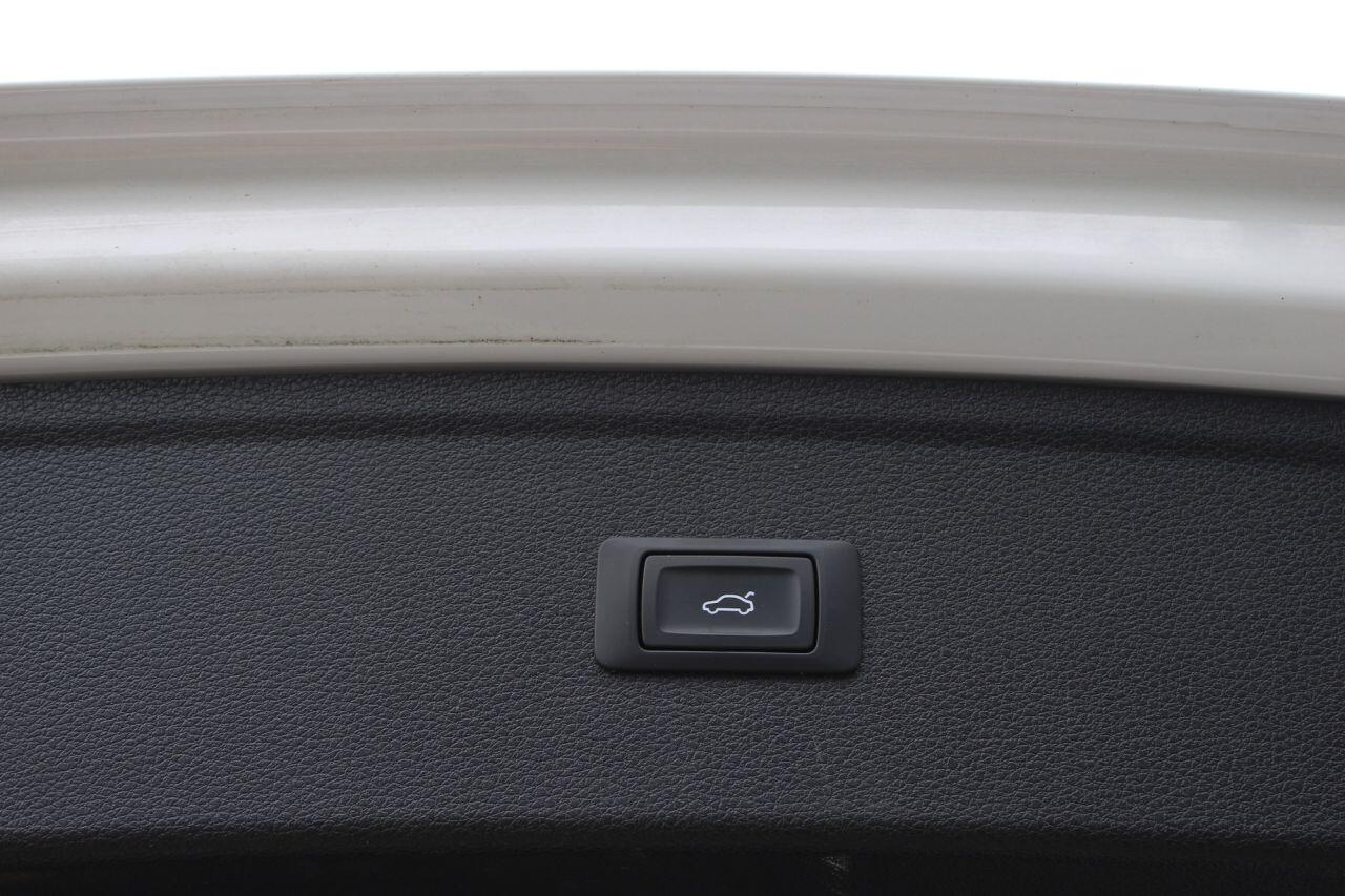 Audi Q5 view 58