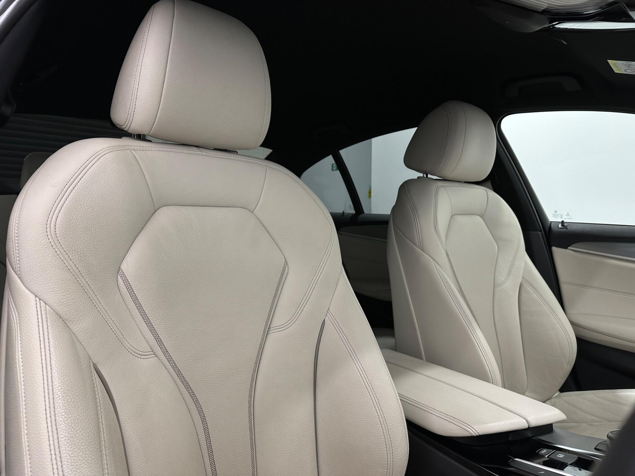 BMW 5 Series view 34