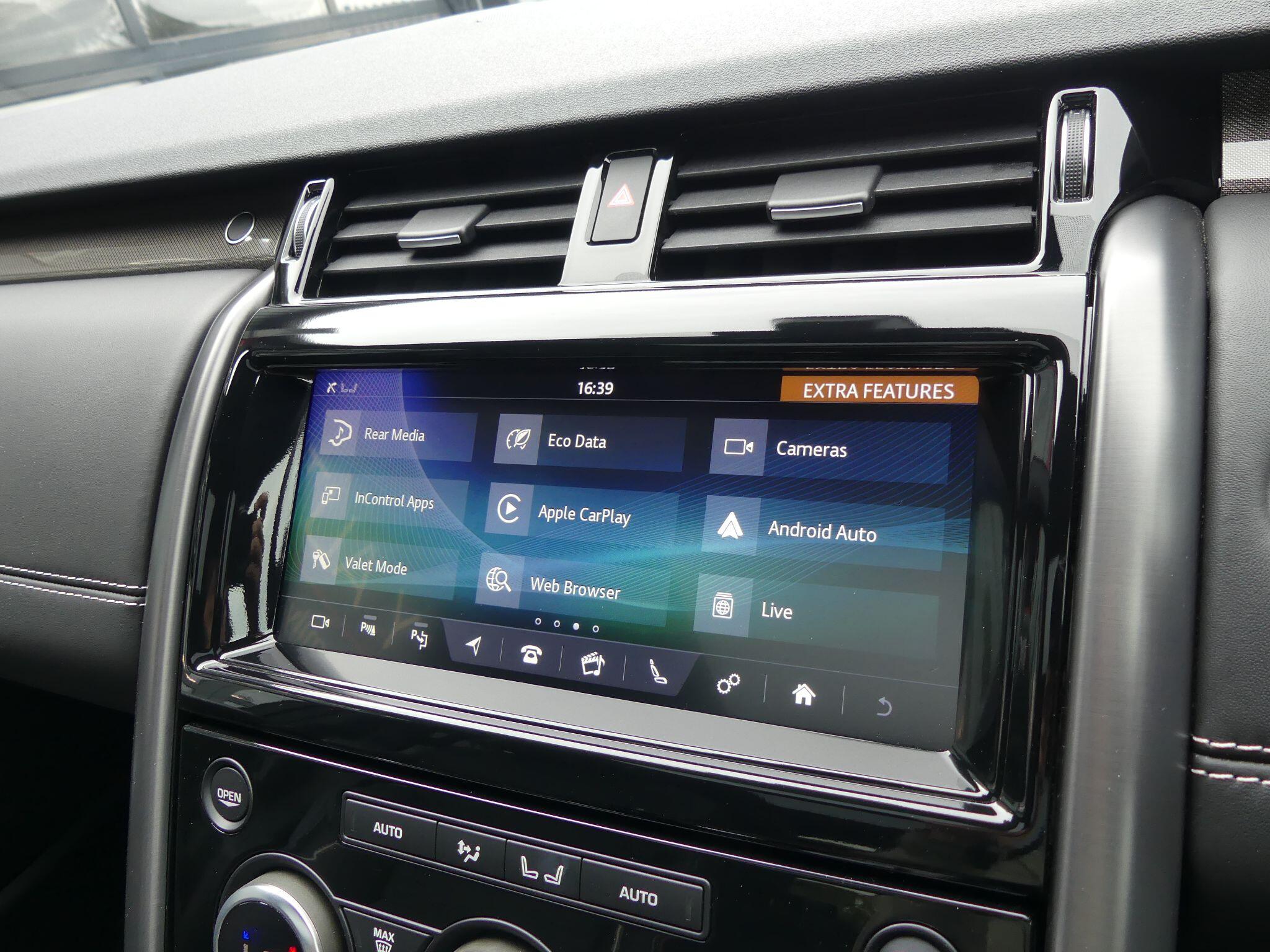 Land Rover Discovery view 19