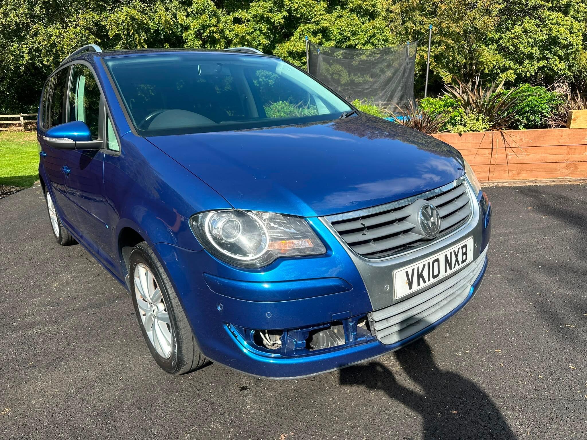 2010 Volkswagen Touran in Blue for sale