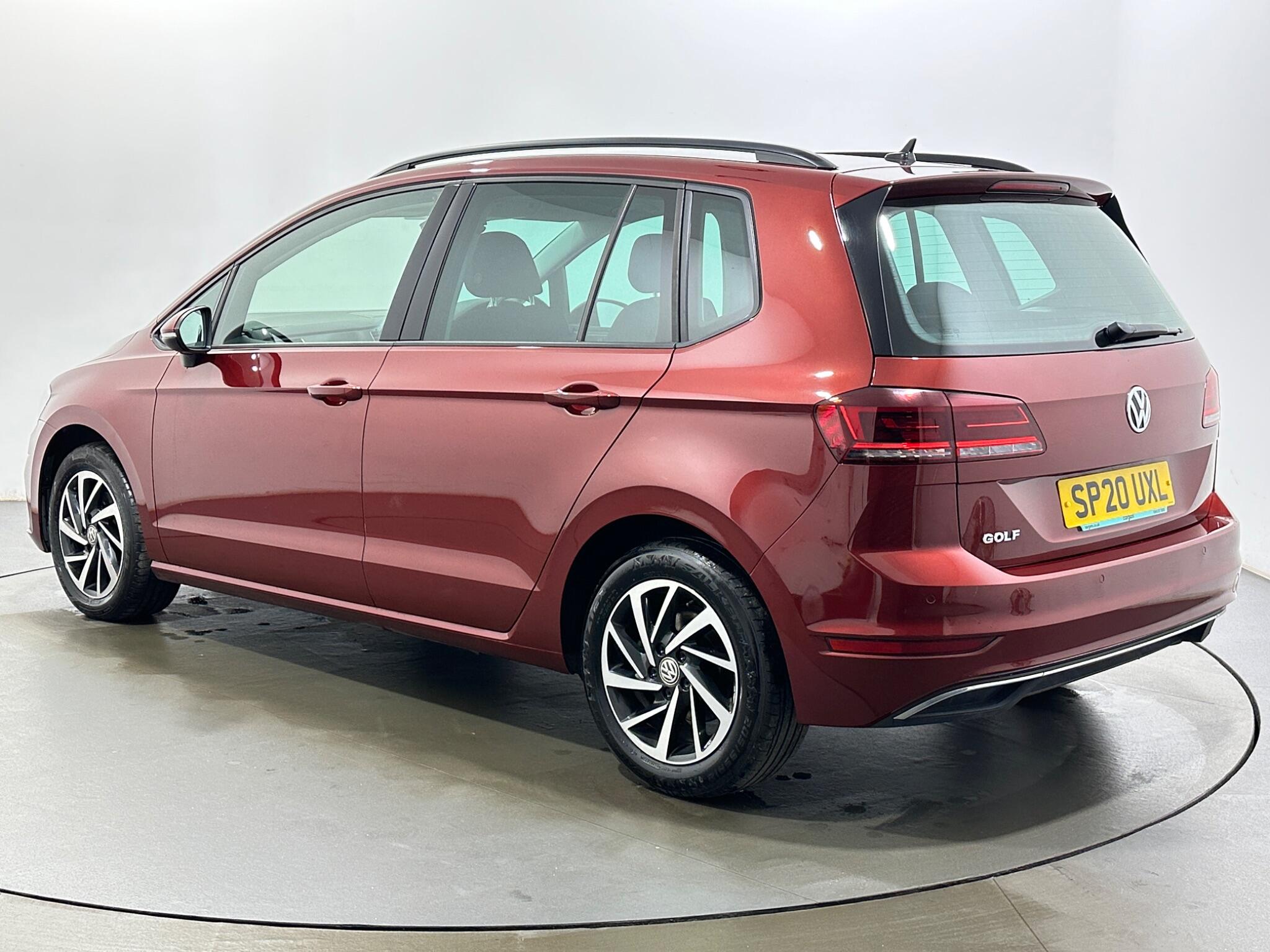 Volkswagen Golf Sportsvan view 6