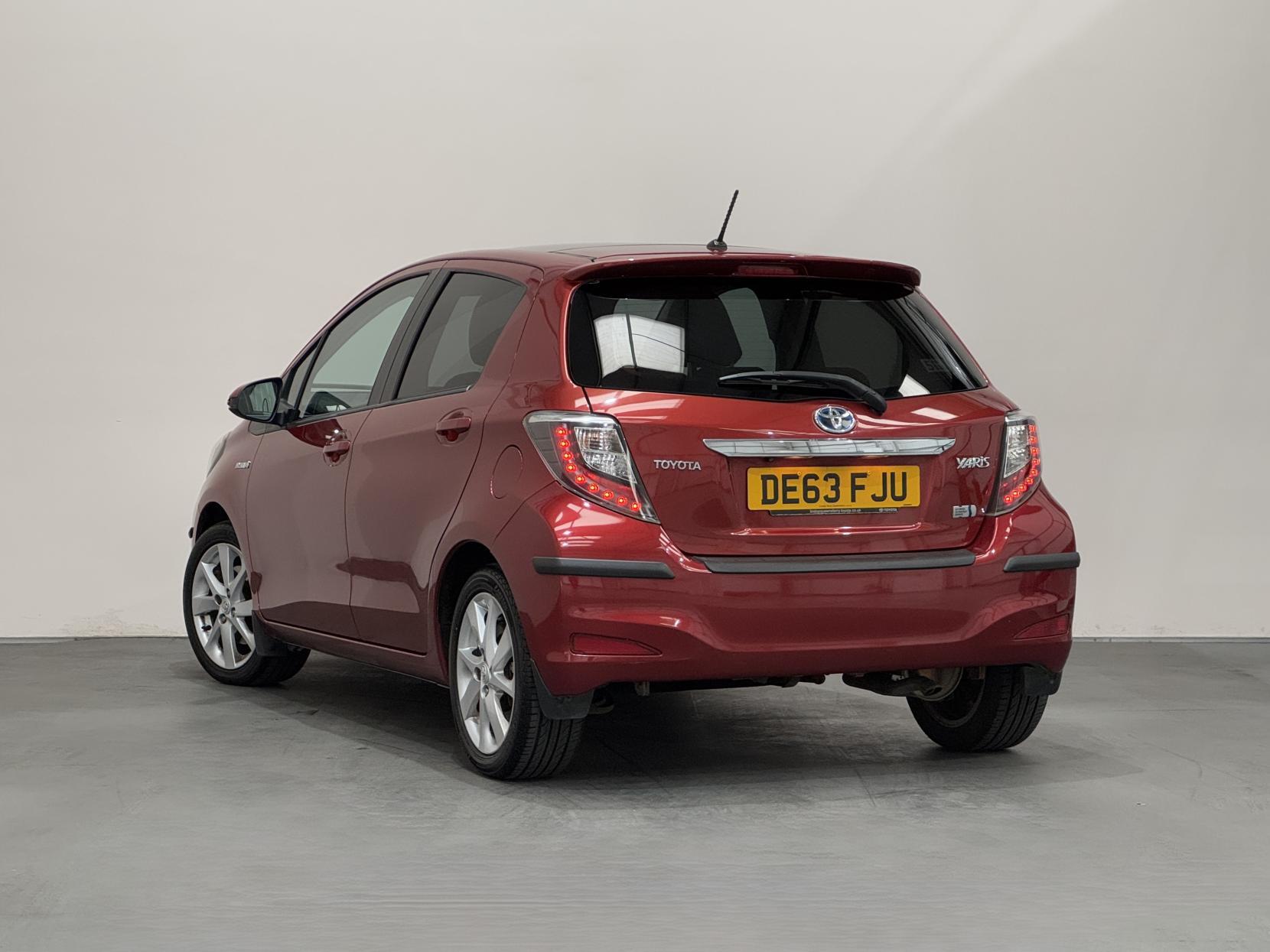Toyota Yaris view 8
