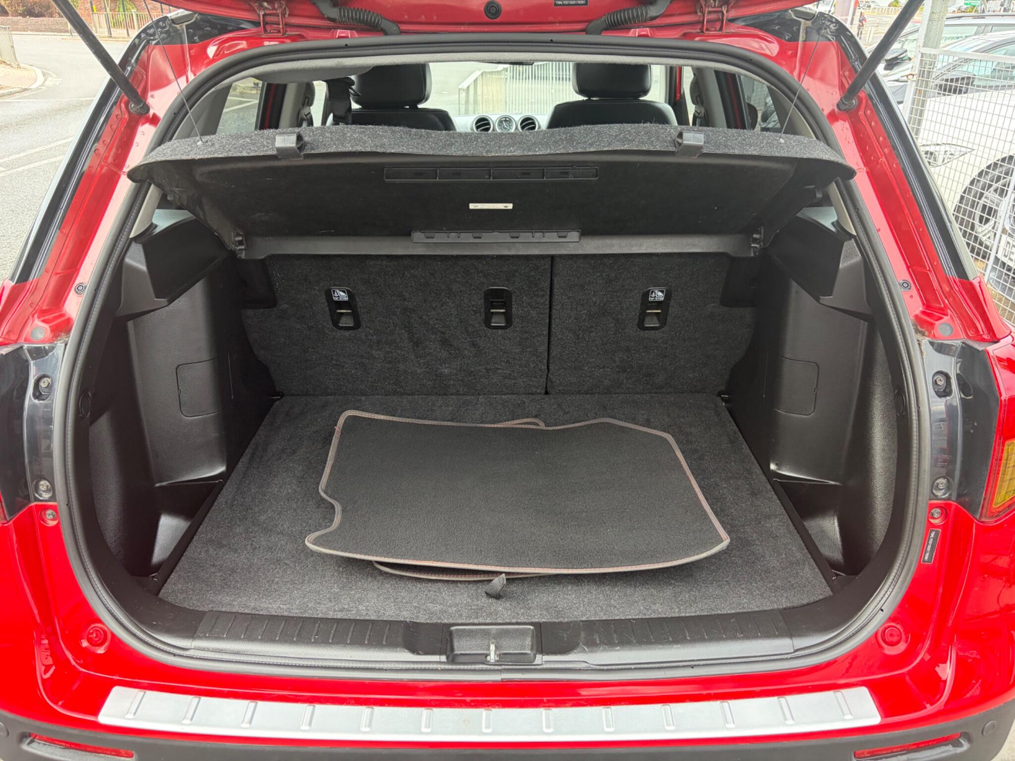 Suzuki Vitara view 69