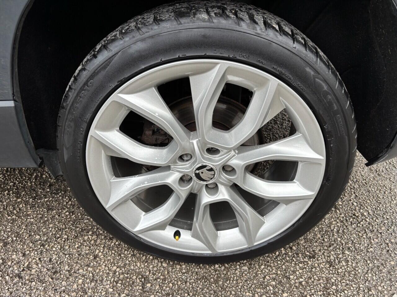 Skoda Karoq view 25