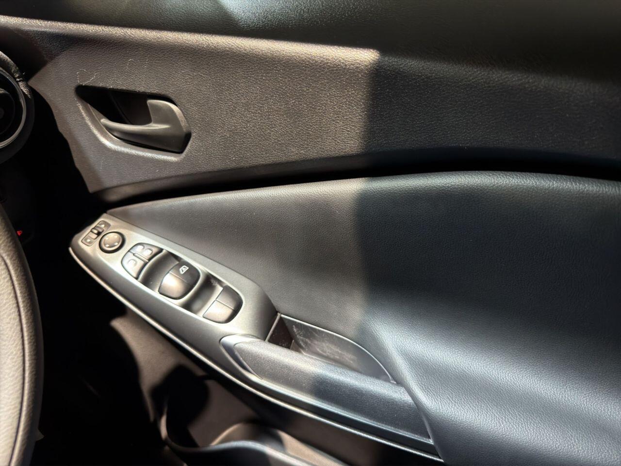 Nissan Juke view 13