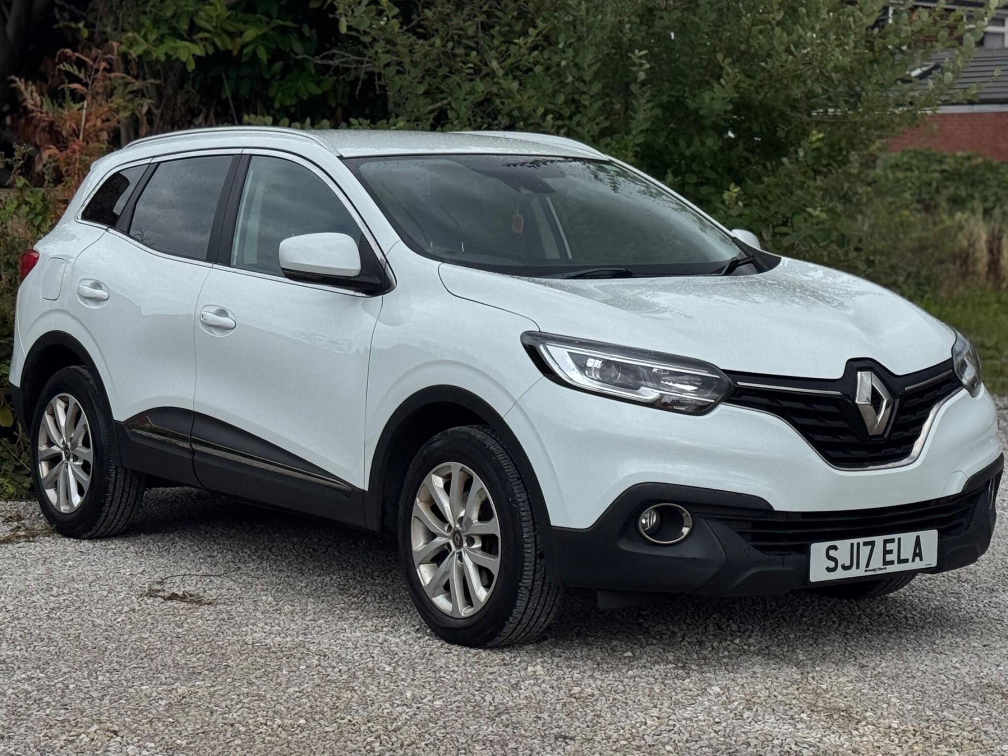 Renault Kadjar view 3