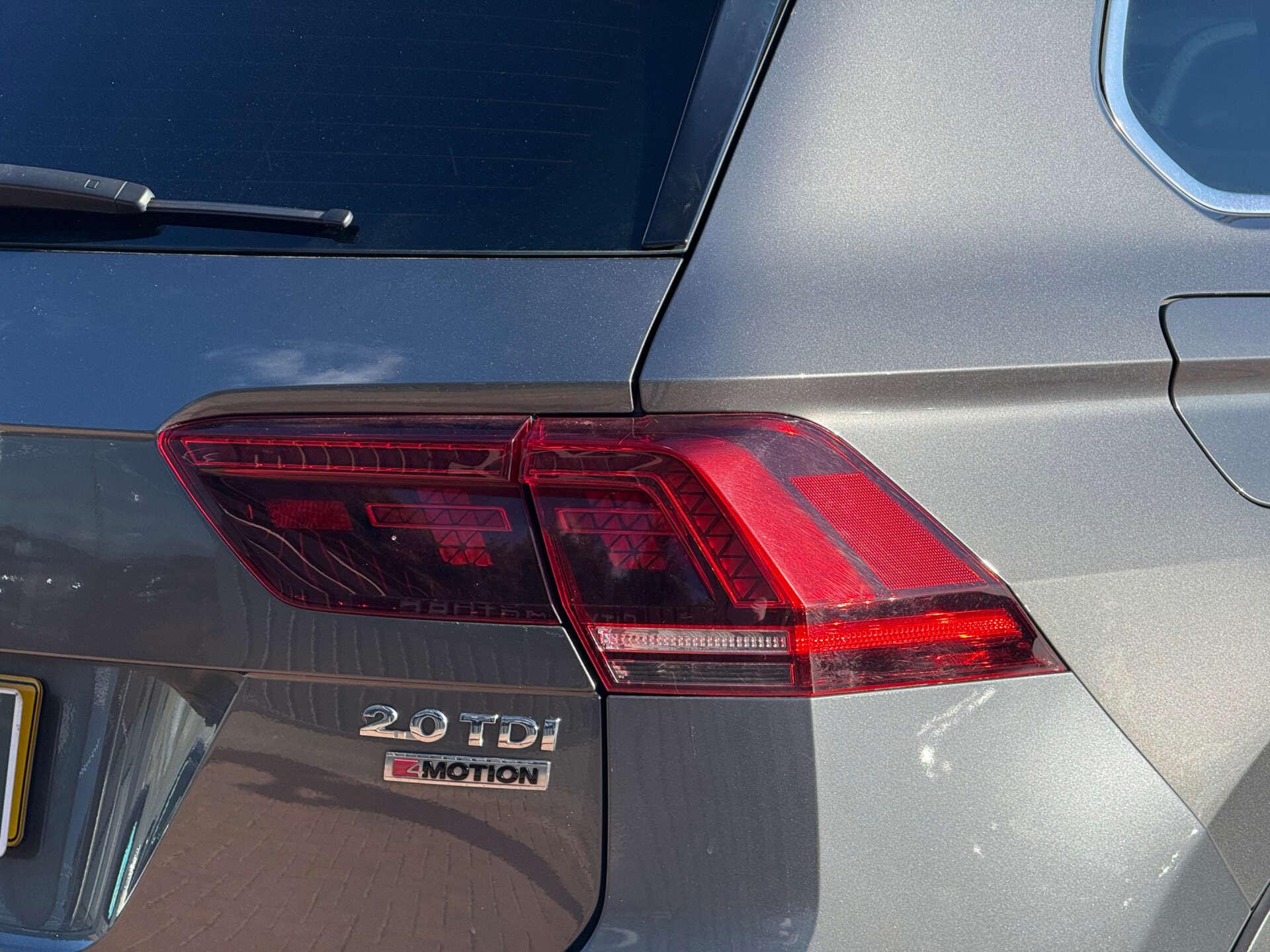 Volkswagen Tiguan view 22