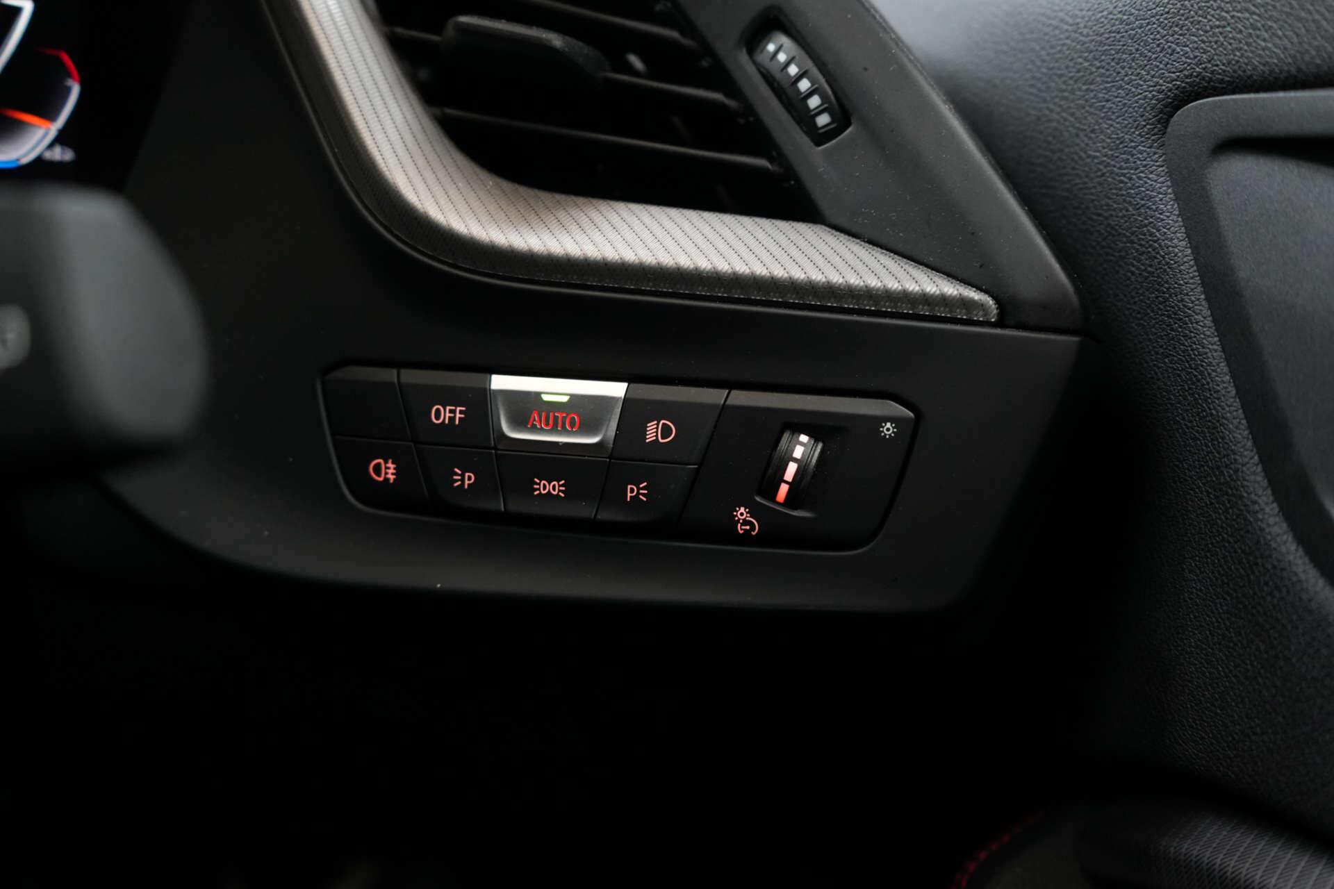BMW 1 Series view 41