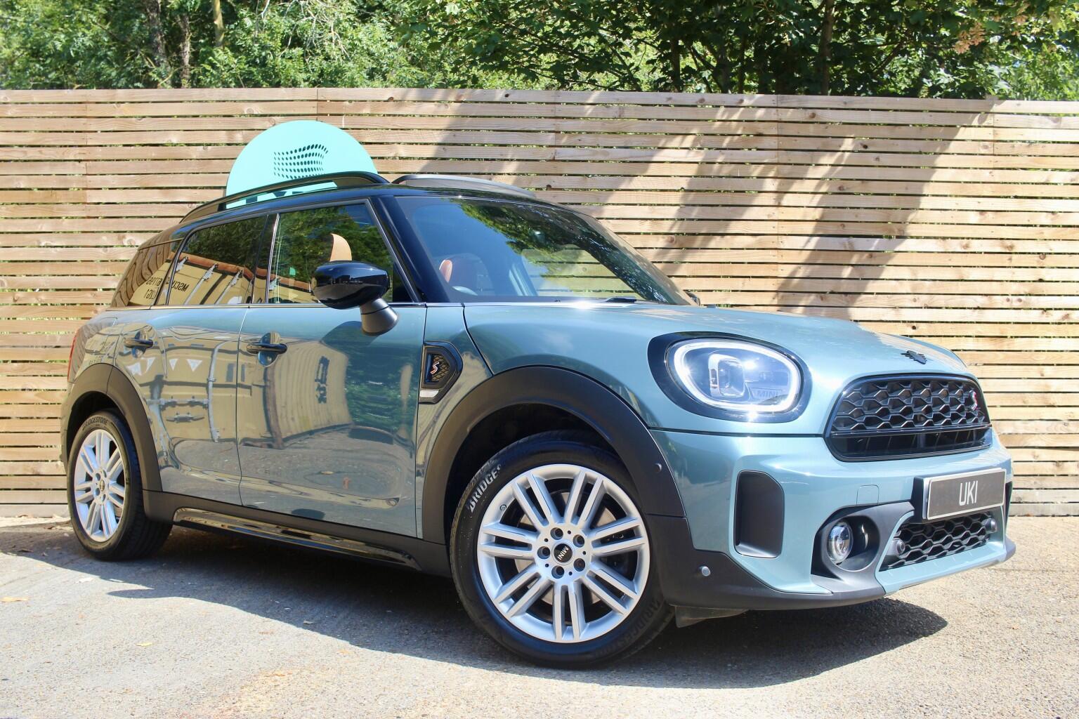 Mini Countryman view 3