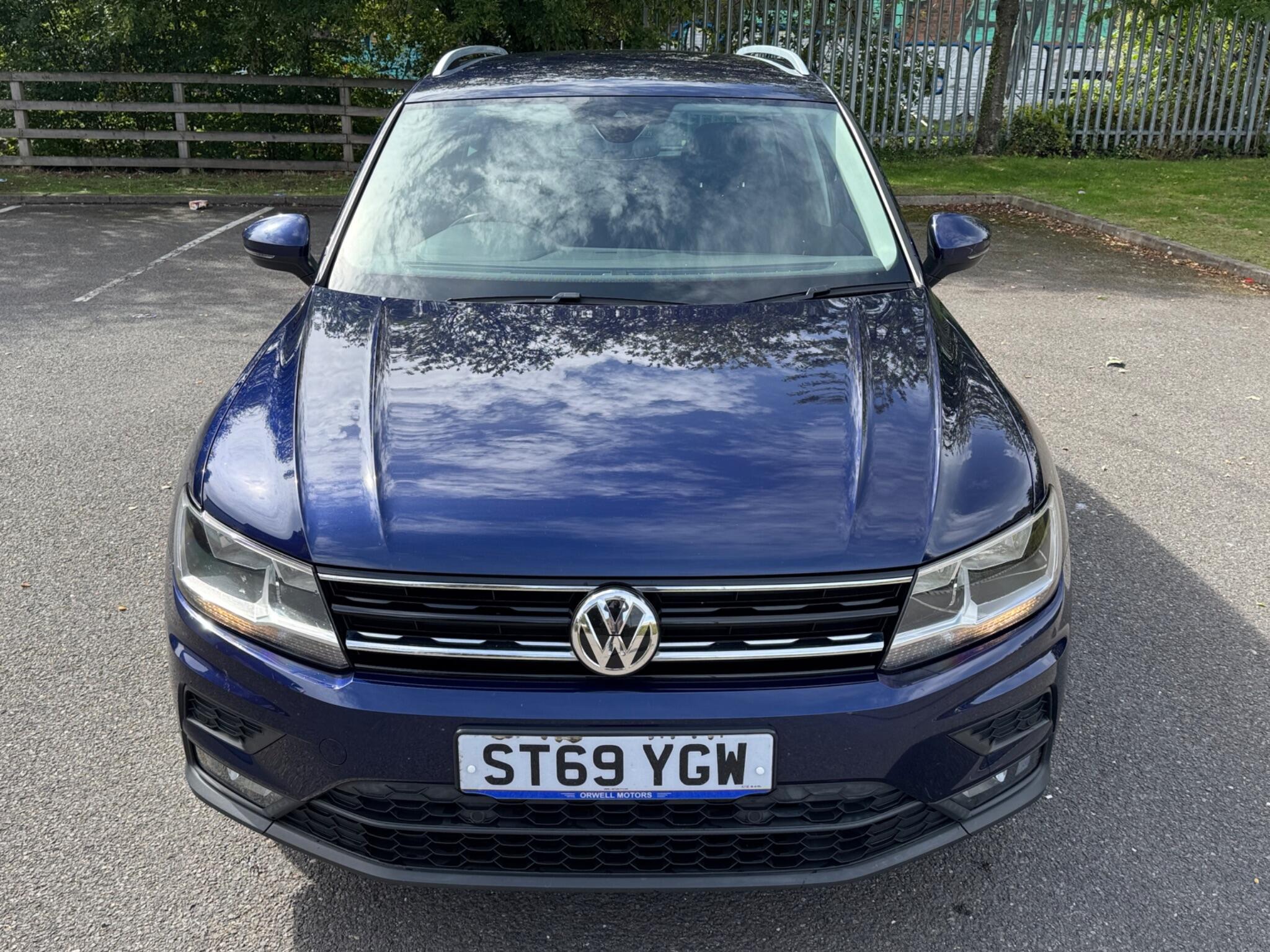 Volkswagen Tiguan view 11