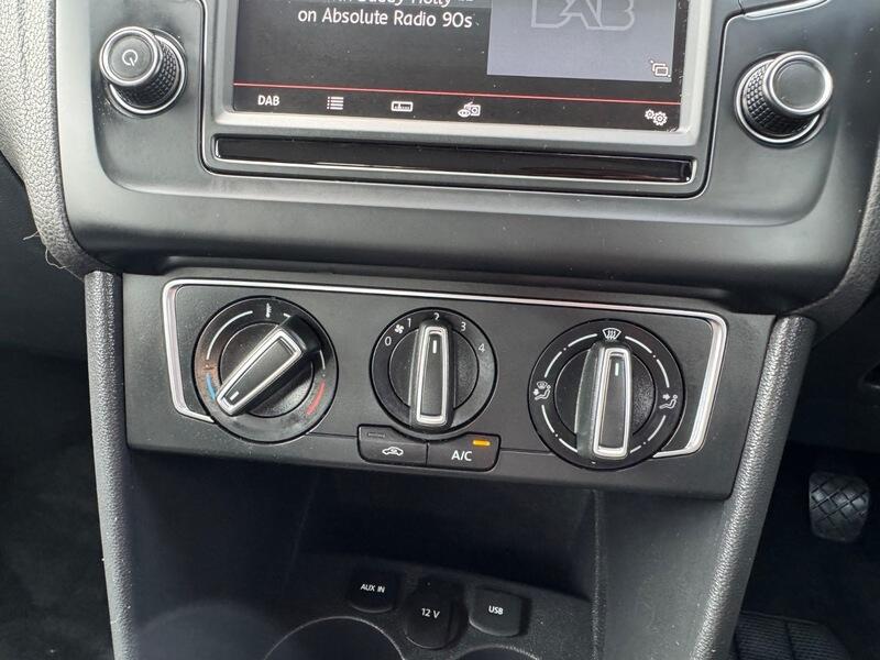 Volkswagen Polo view 27