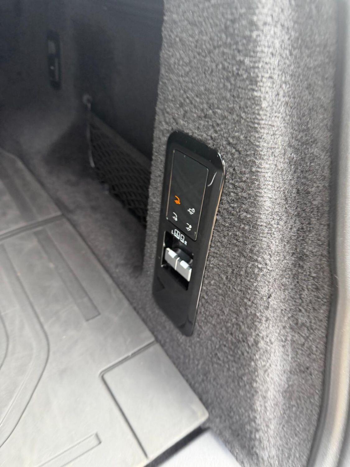 Land Rover Range Rover Sport view 46