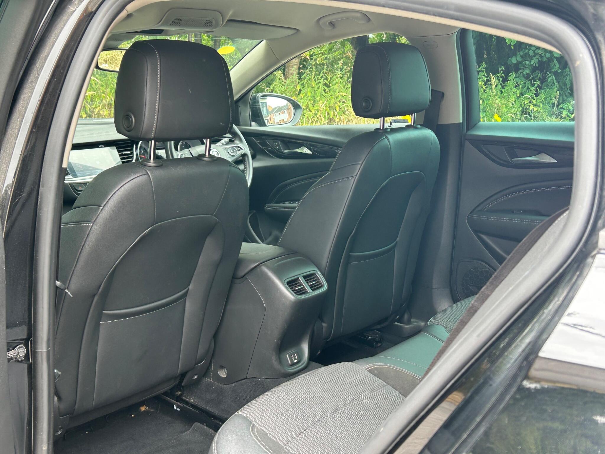 Vauxhall Insignia view 18