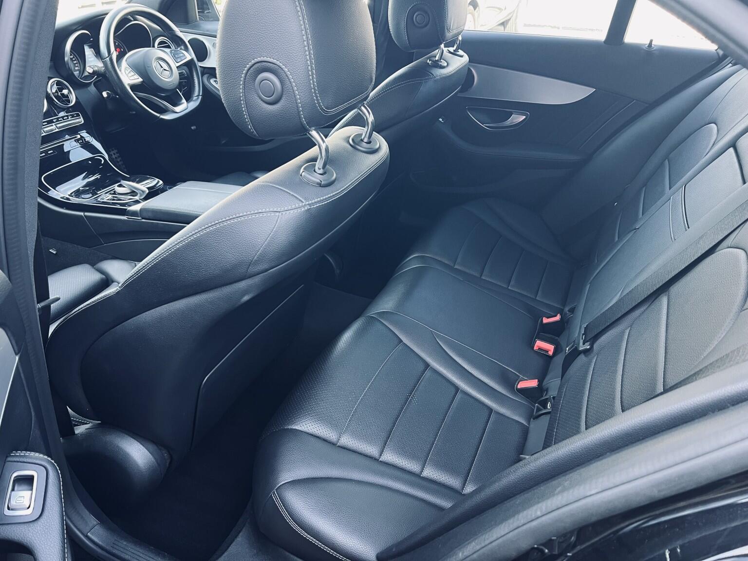 Mercedes-Benz C-Class view 25