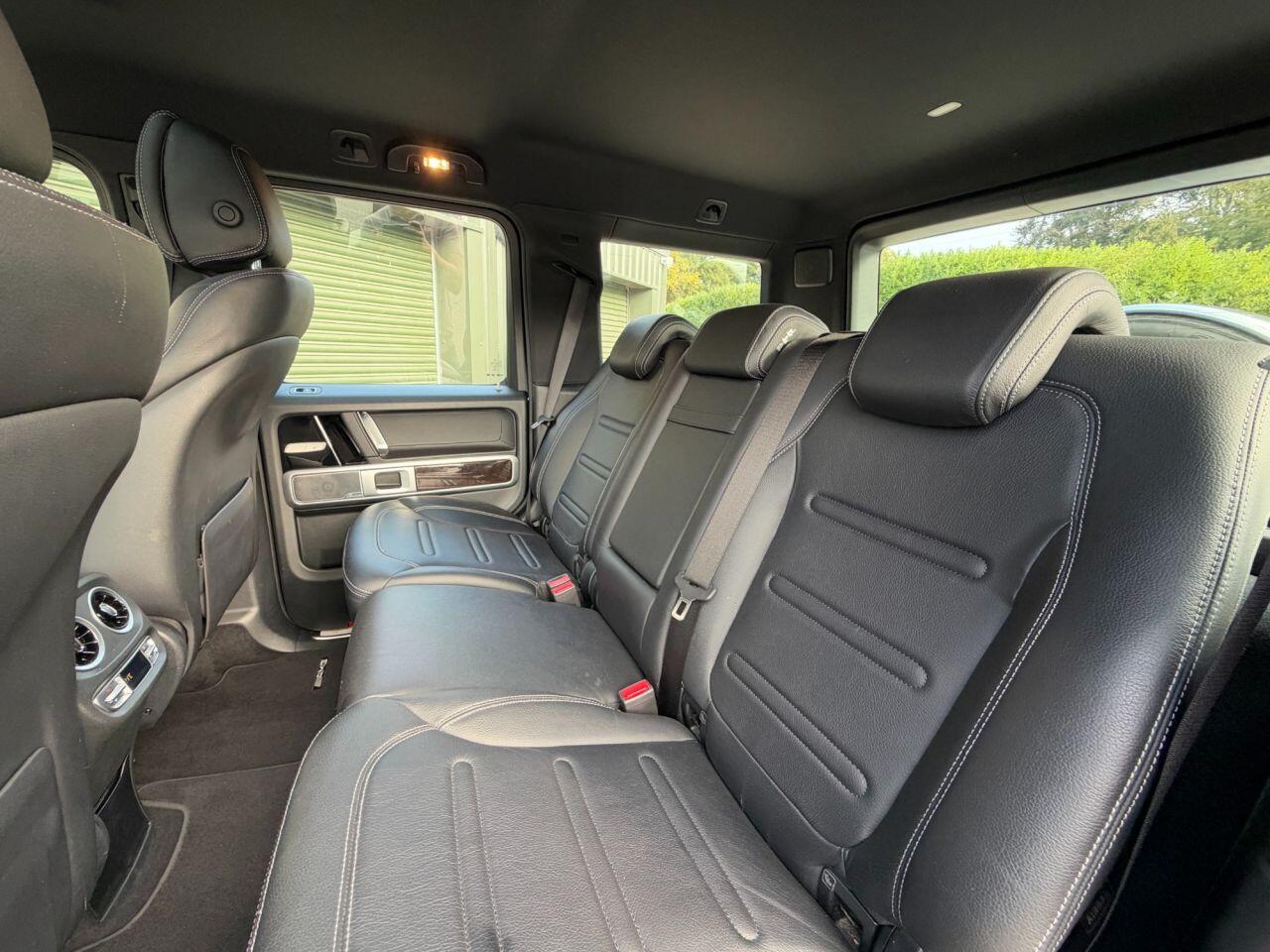 Mercedes-Benz G-Class view 40