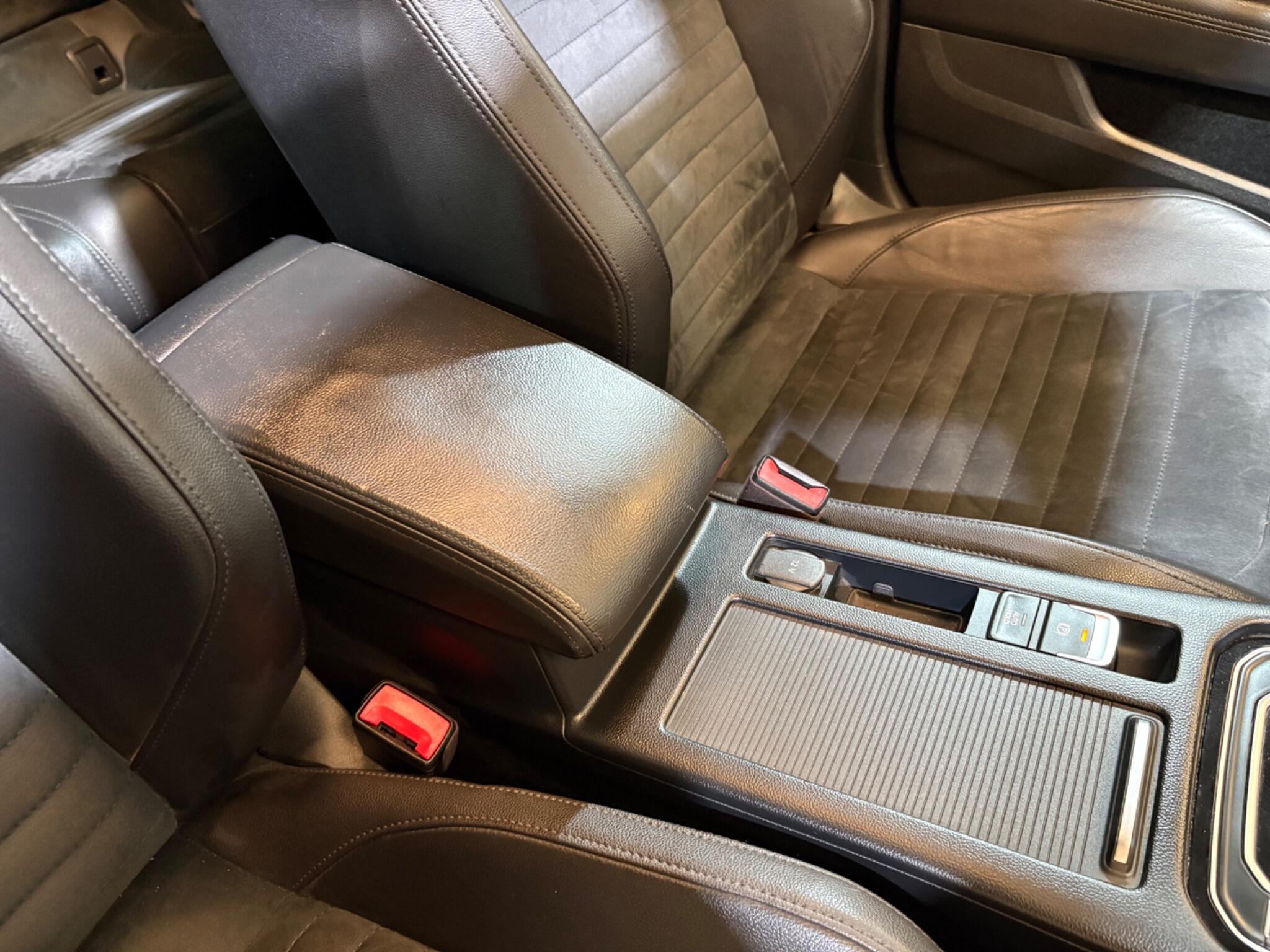 Volkswagen Passat view 82