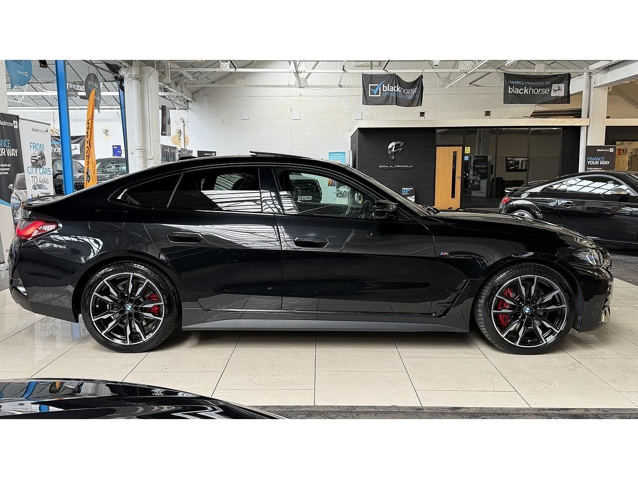 BMW 4 Series view 10
