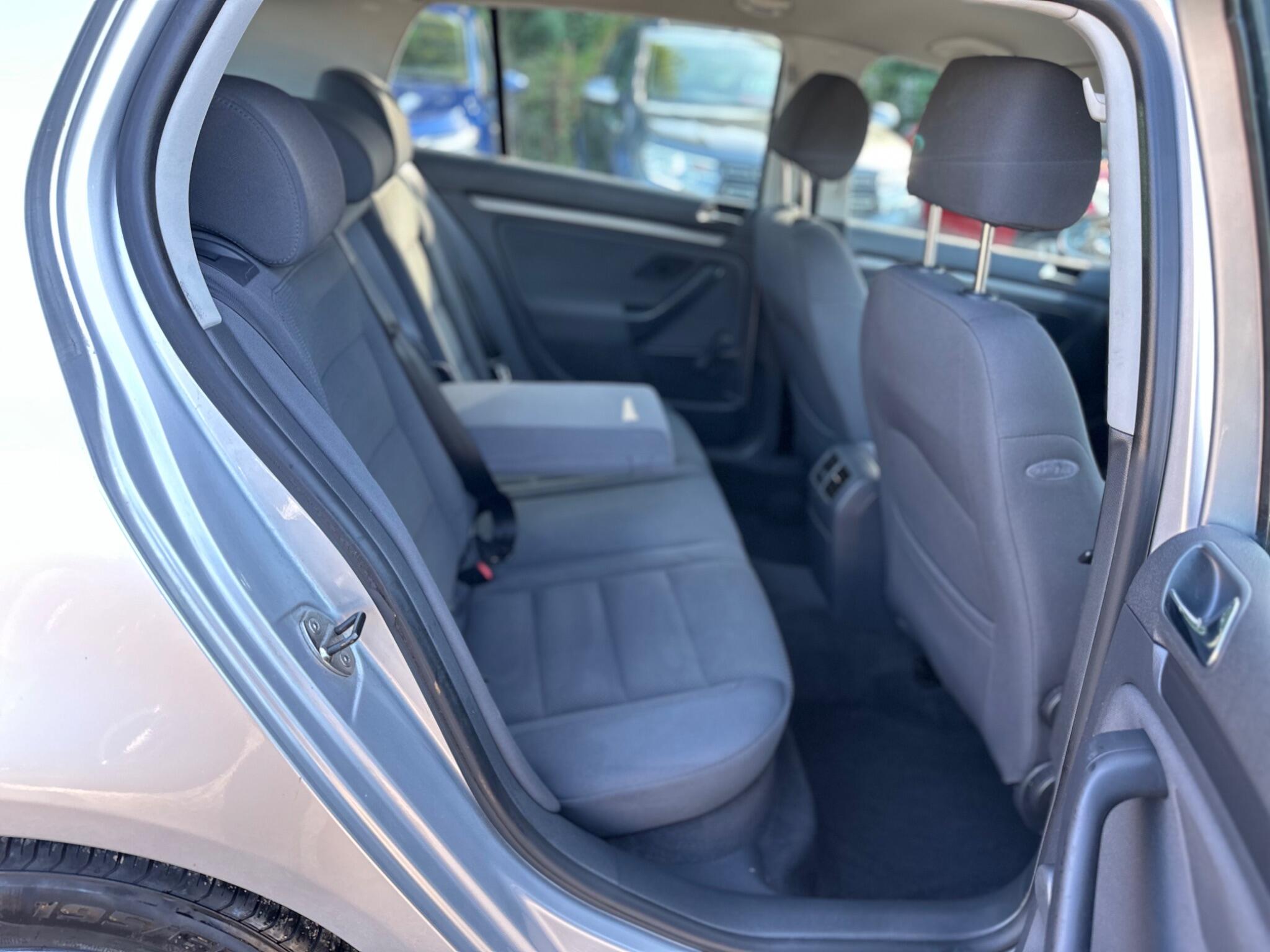 Volkswagen Golf view 39