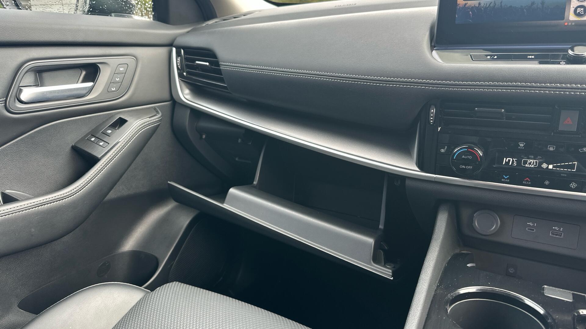 Nissan X-Trail view 79