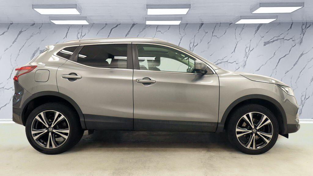 Nissan Qashqai view 8