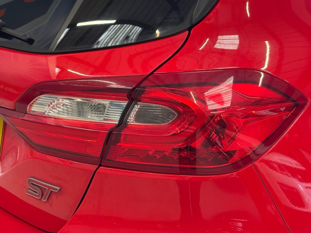 Ford Fiesta view 44