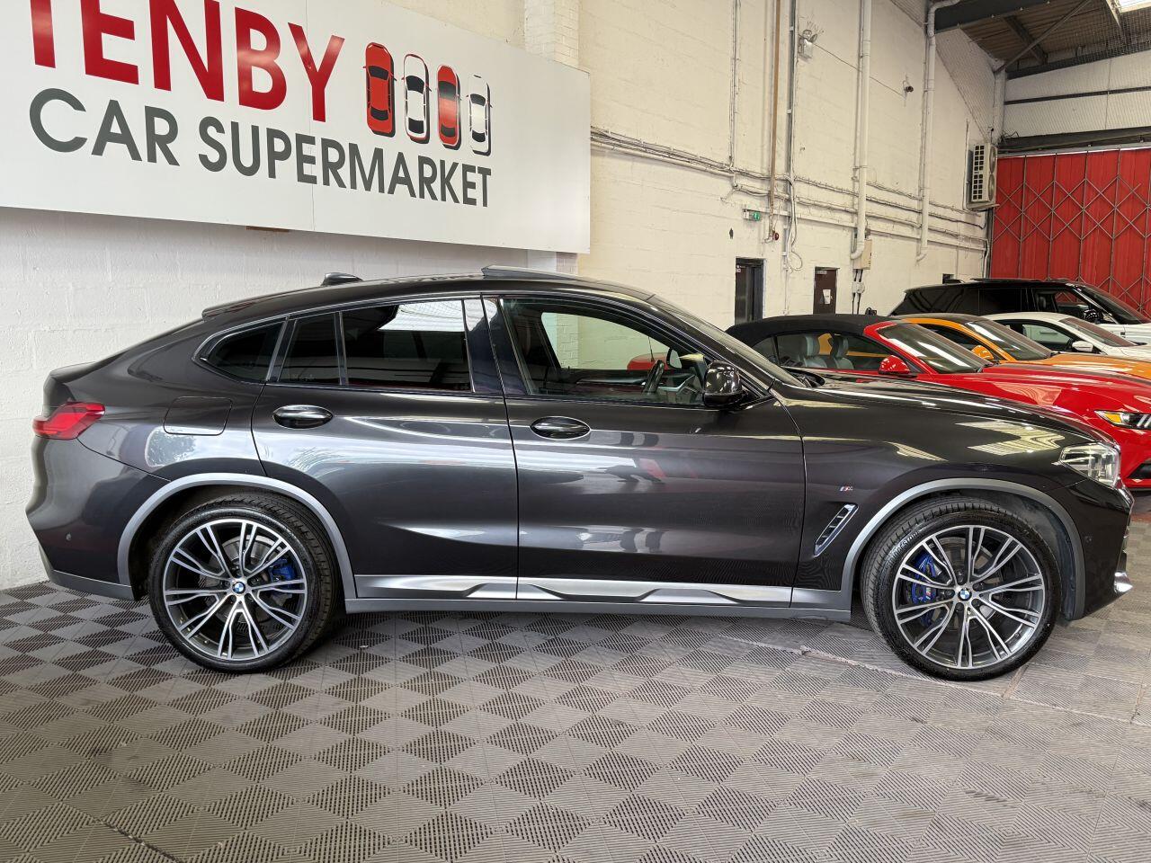 BMW X4 view 11