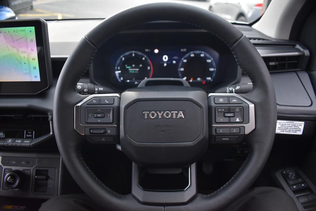 Toyota Hilux view 49
