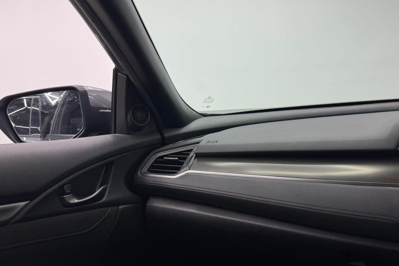 Honda Civic view 45