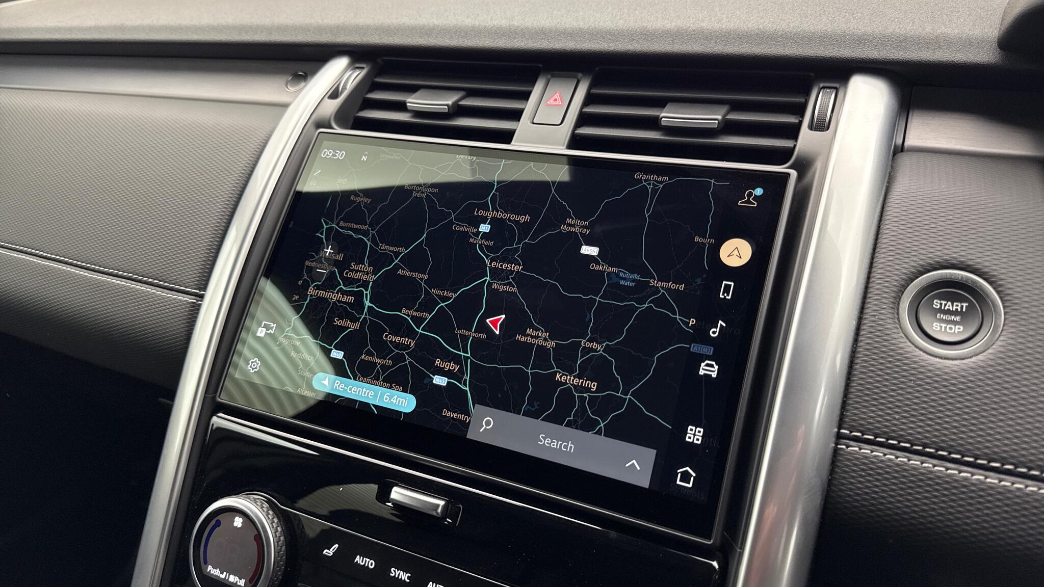 Land Rover Discovery view 11