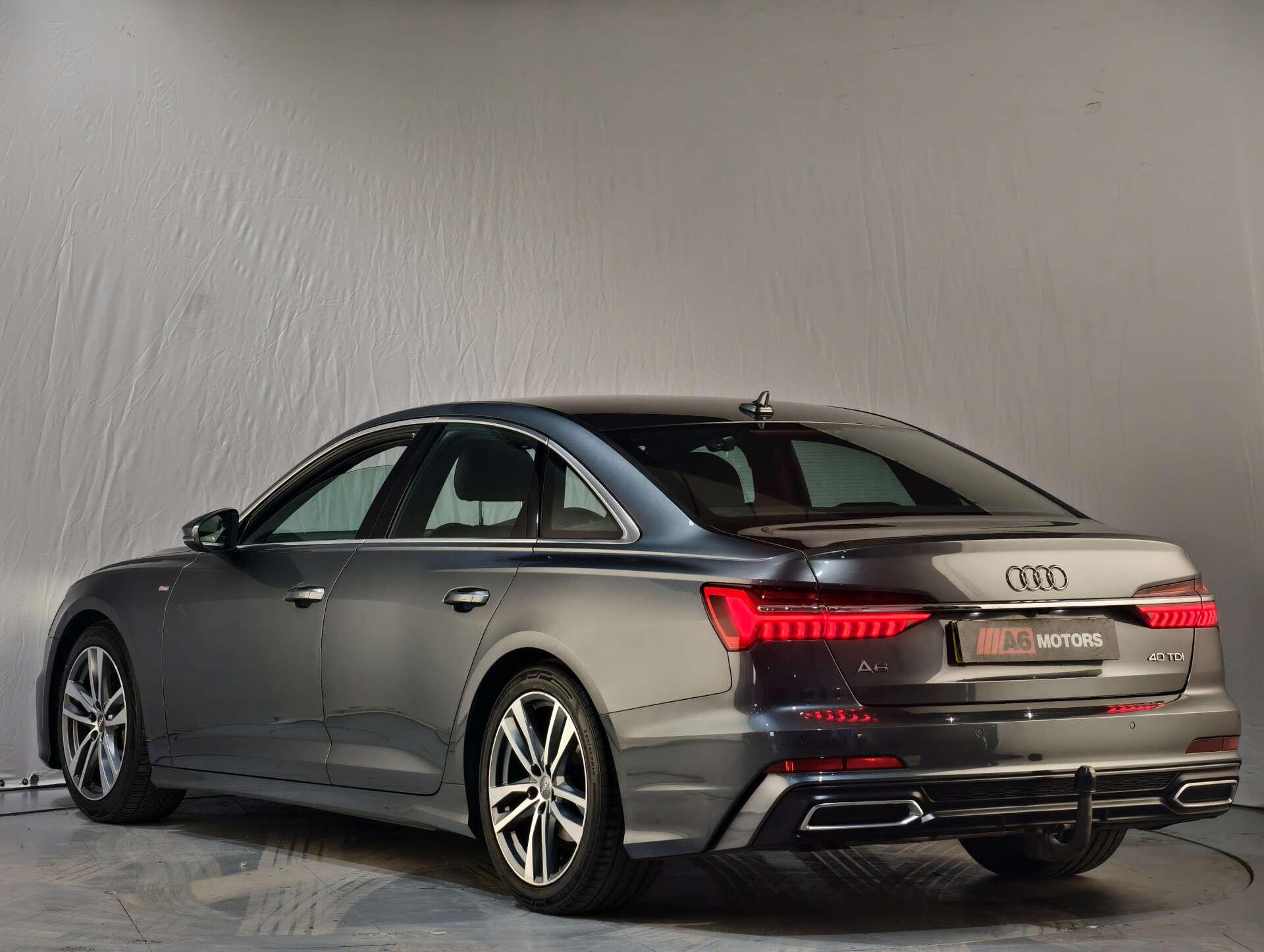 Audi A6 Saloon view 7