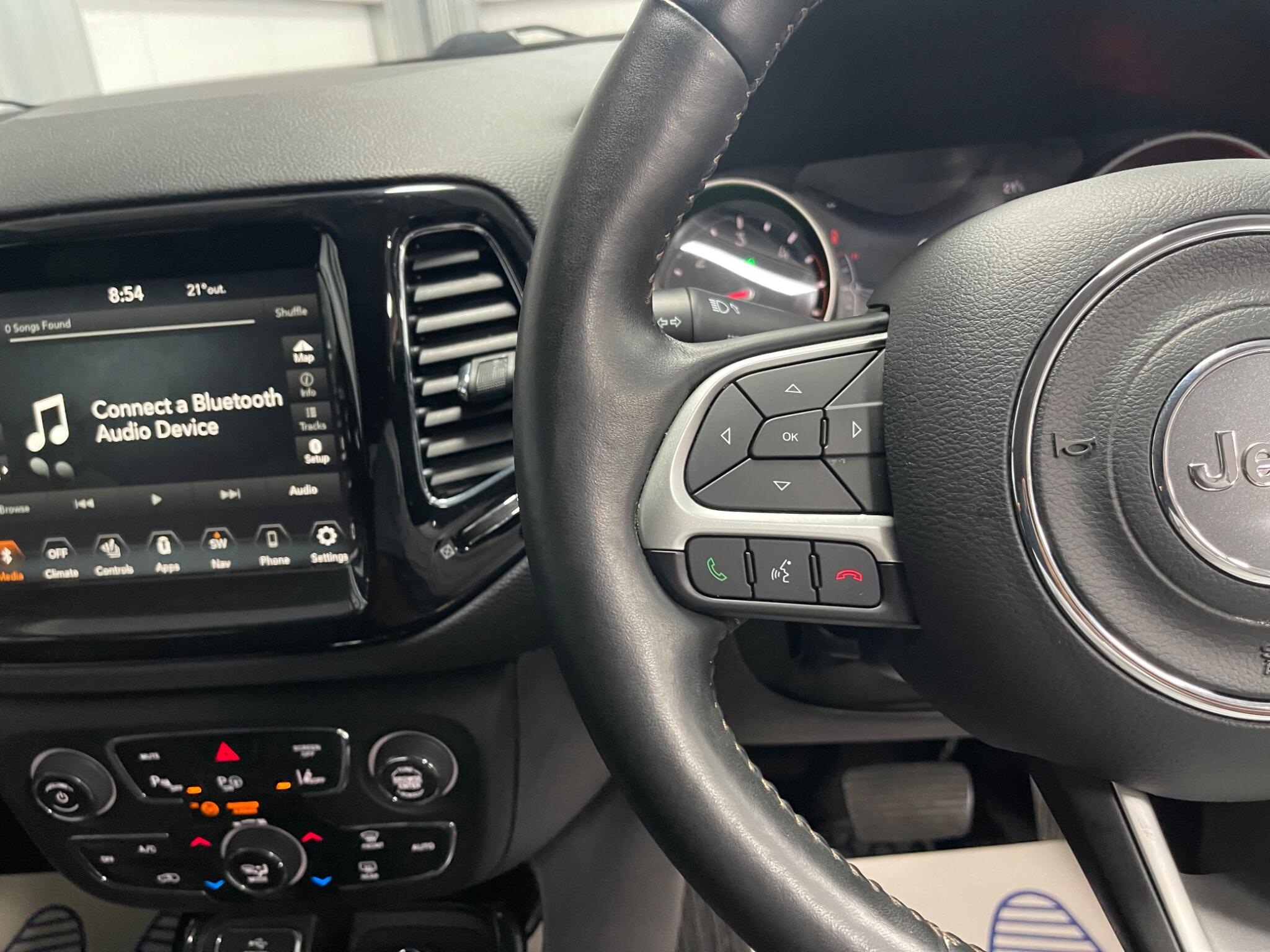 Jeep Compass view 38