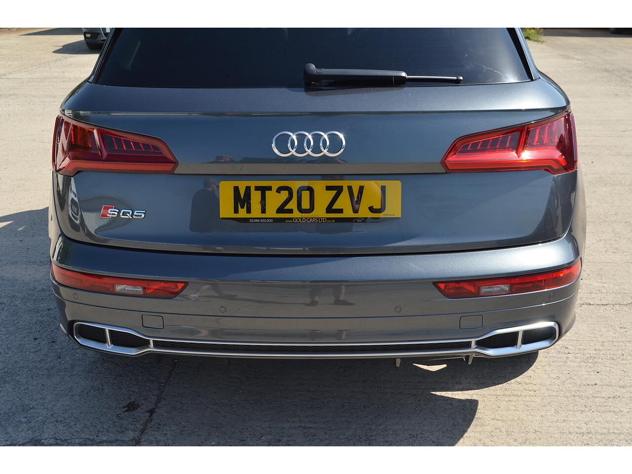 Audi SQ5 view 50