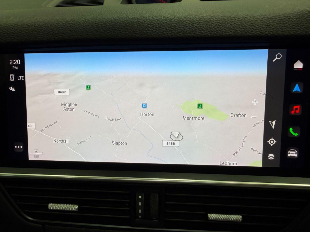 Porsche Cayenne view 14