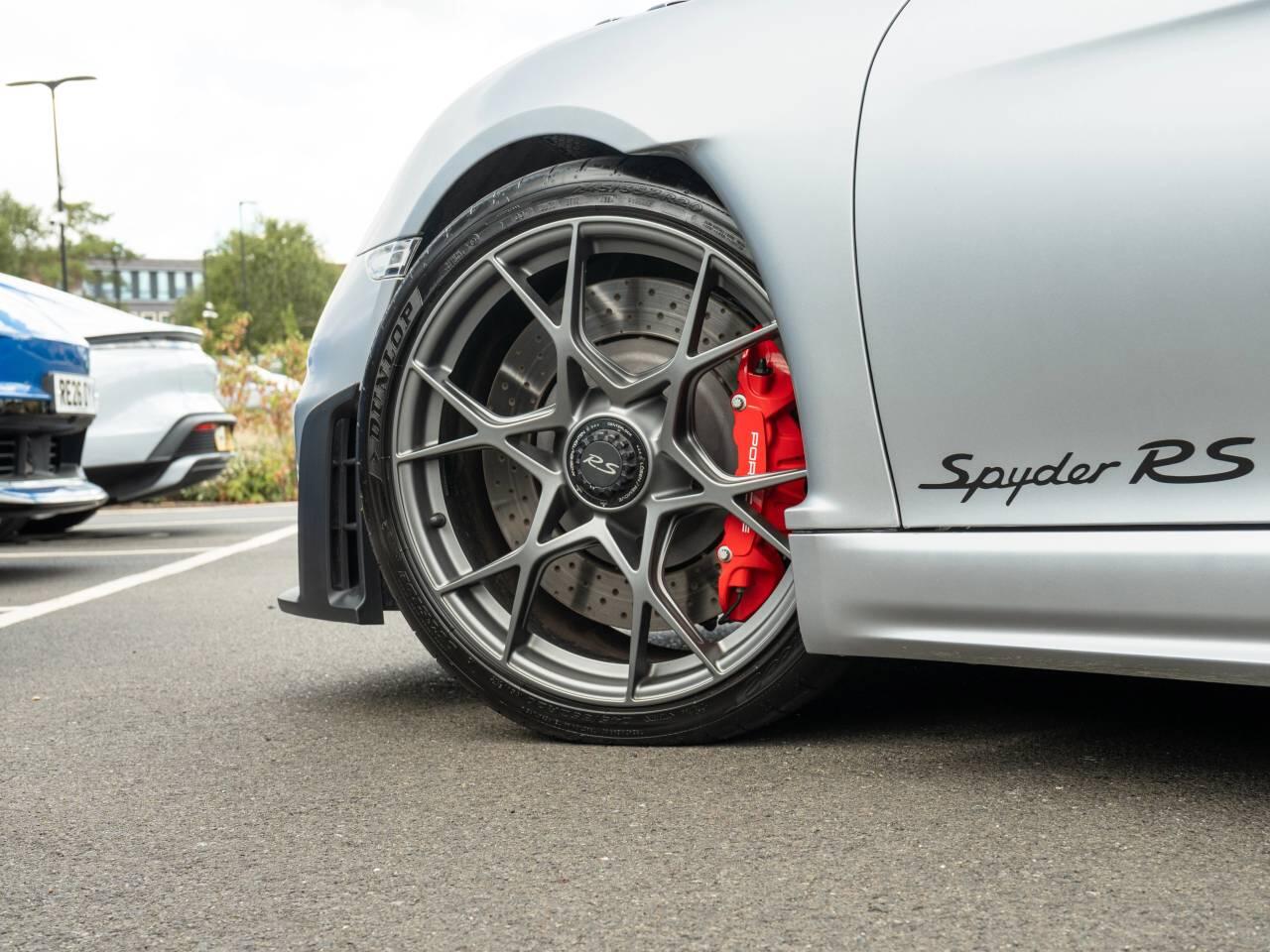 Porsche 718 Spyder view 42