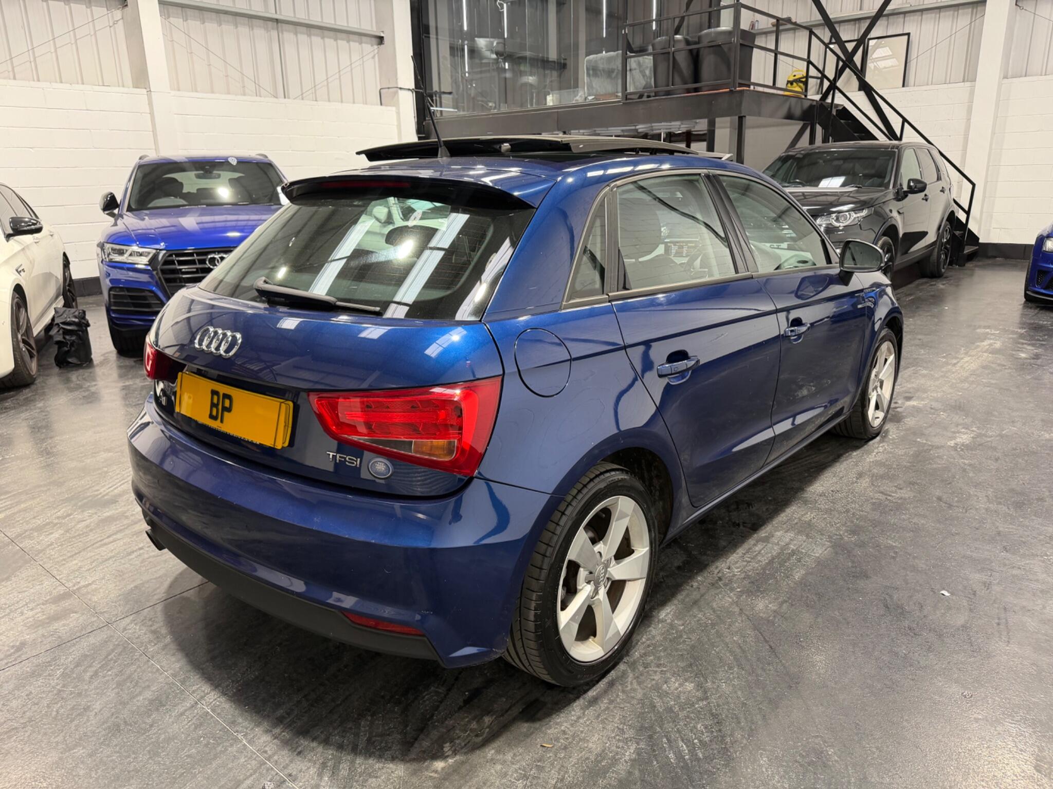 Audi A1 view 12