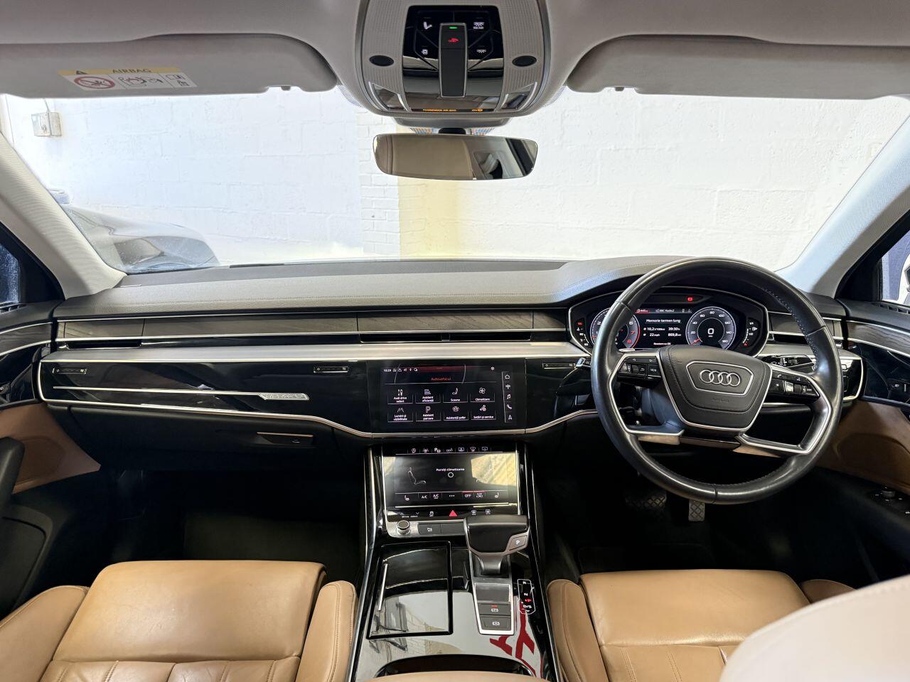 Audi A8 view 34