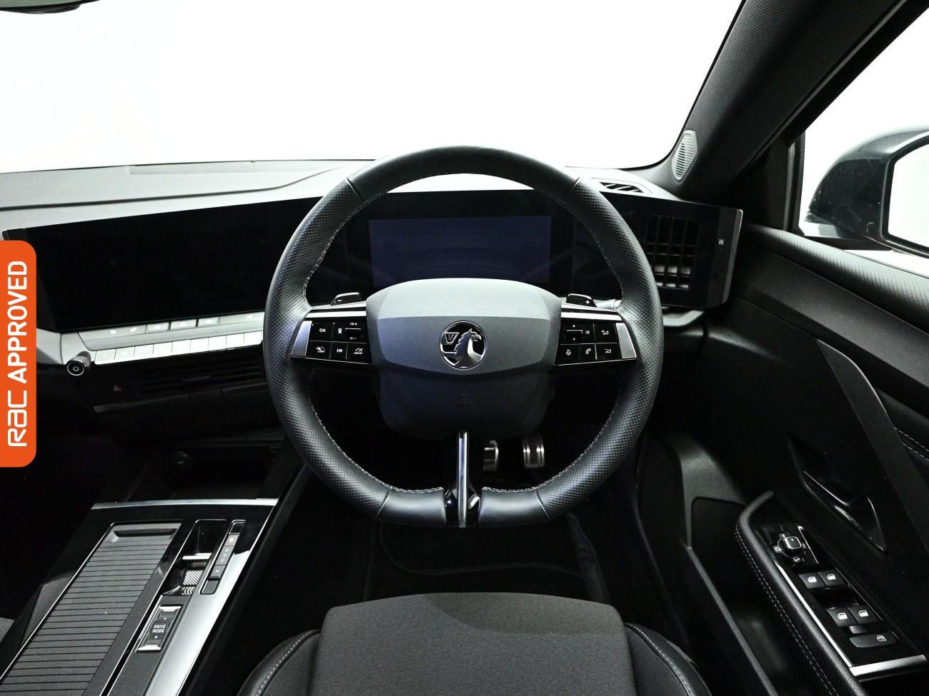 Vauxhall Astra view 9