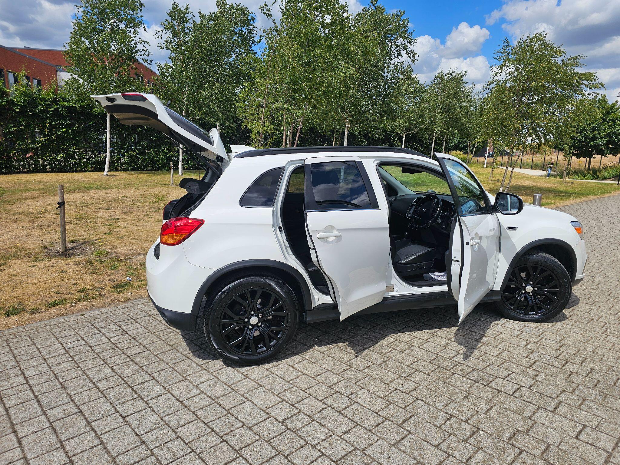 Mitsubishi Asx view 11