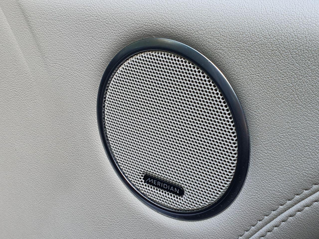 Land Rover Range Rover view 26