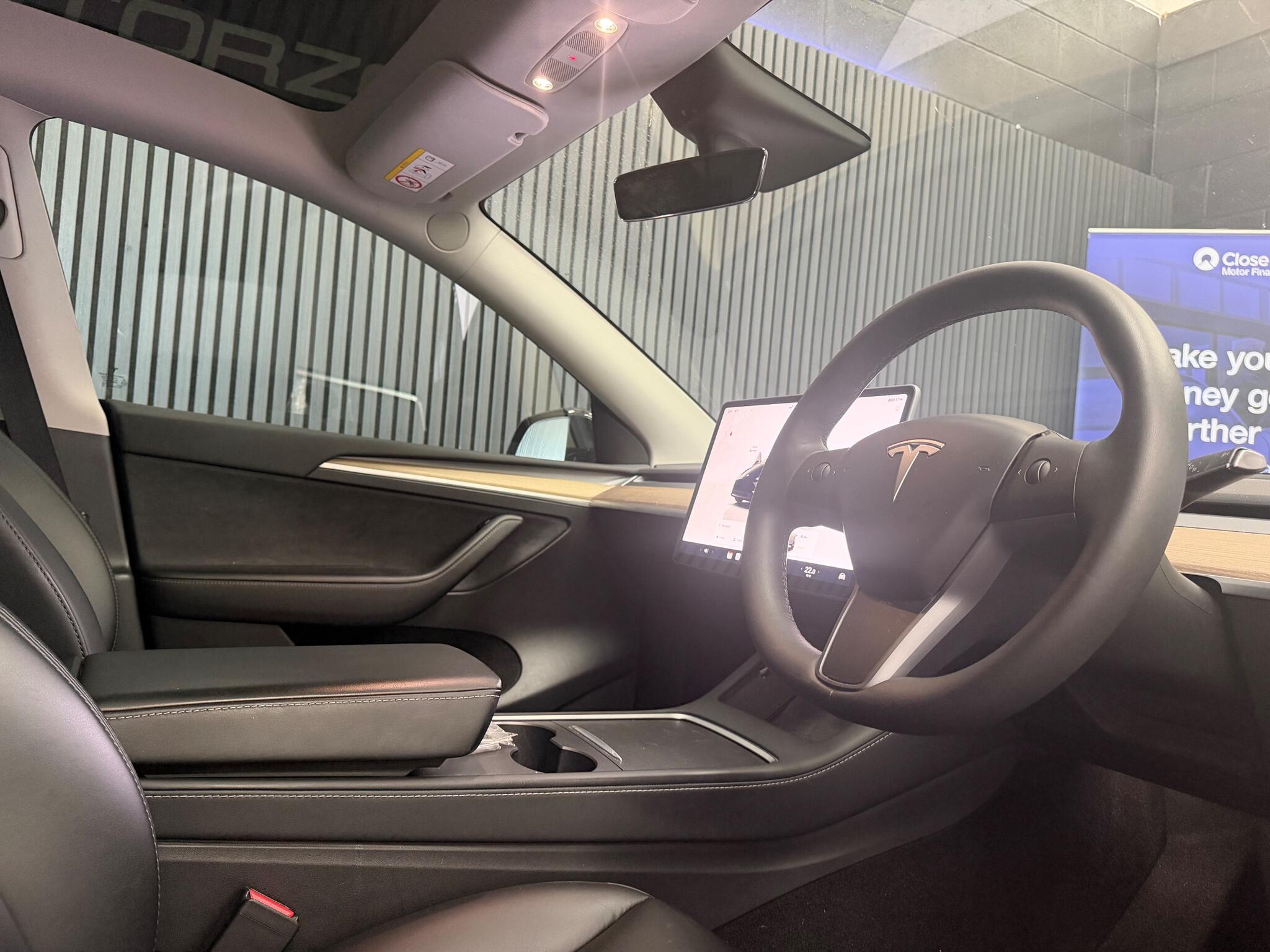 Tesla Model Y view 32
