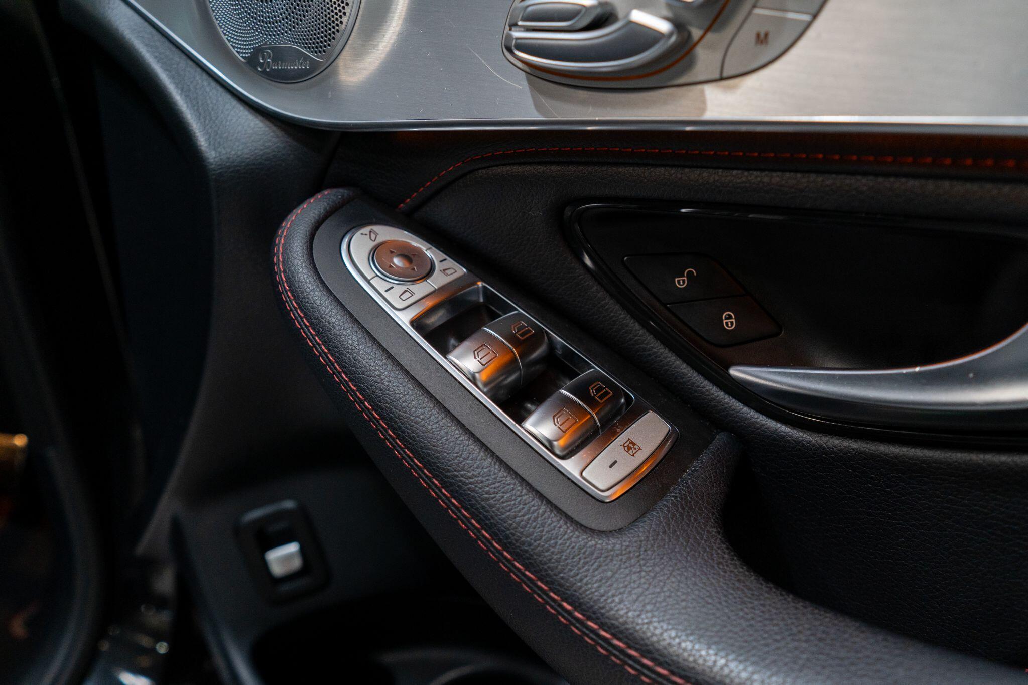 Mercedes-Benz GLC view 44