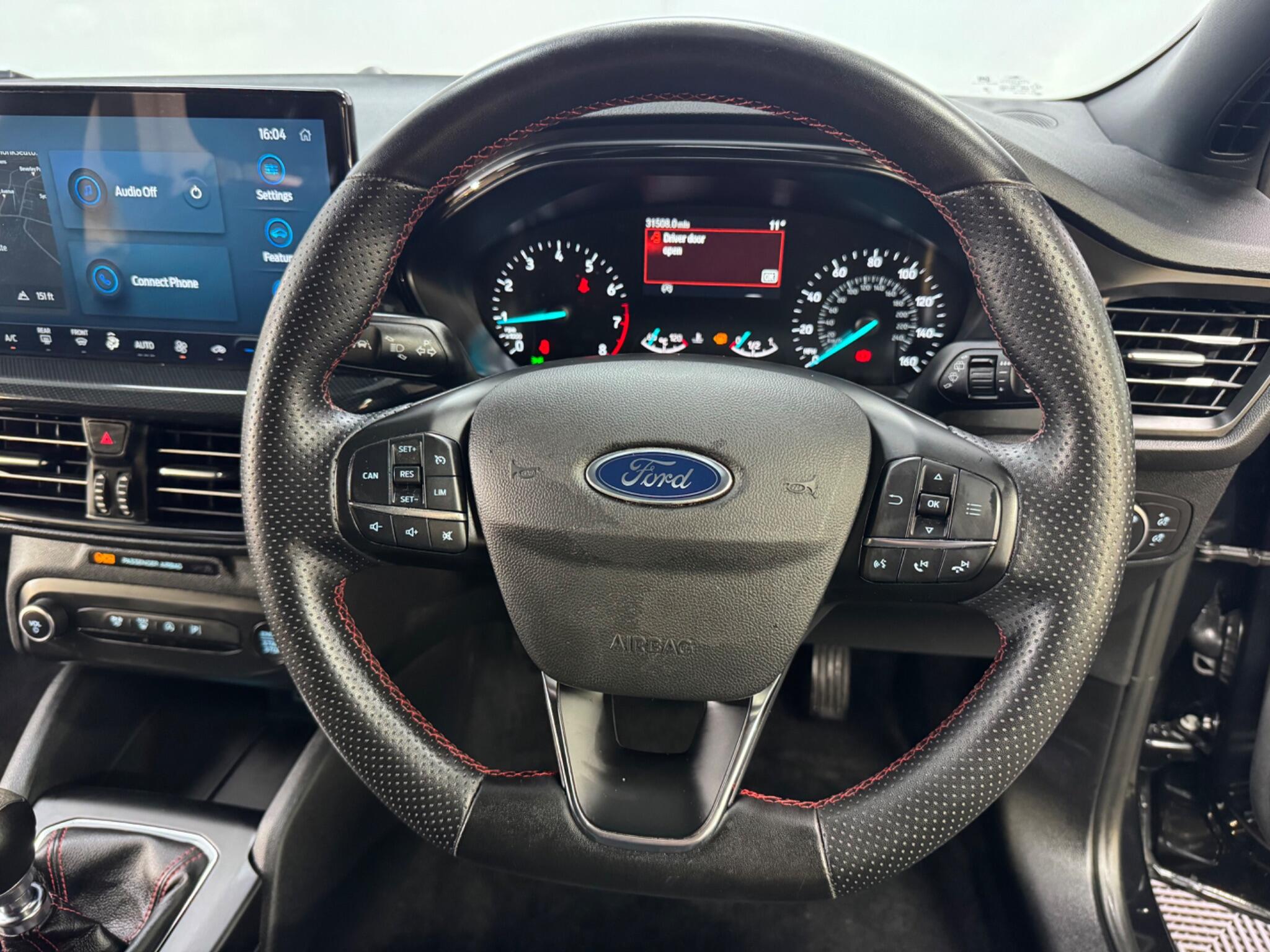 Ford Focus view 15