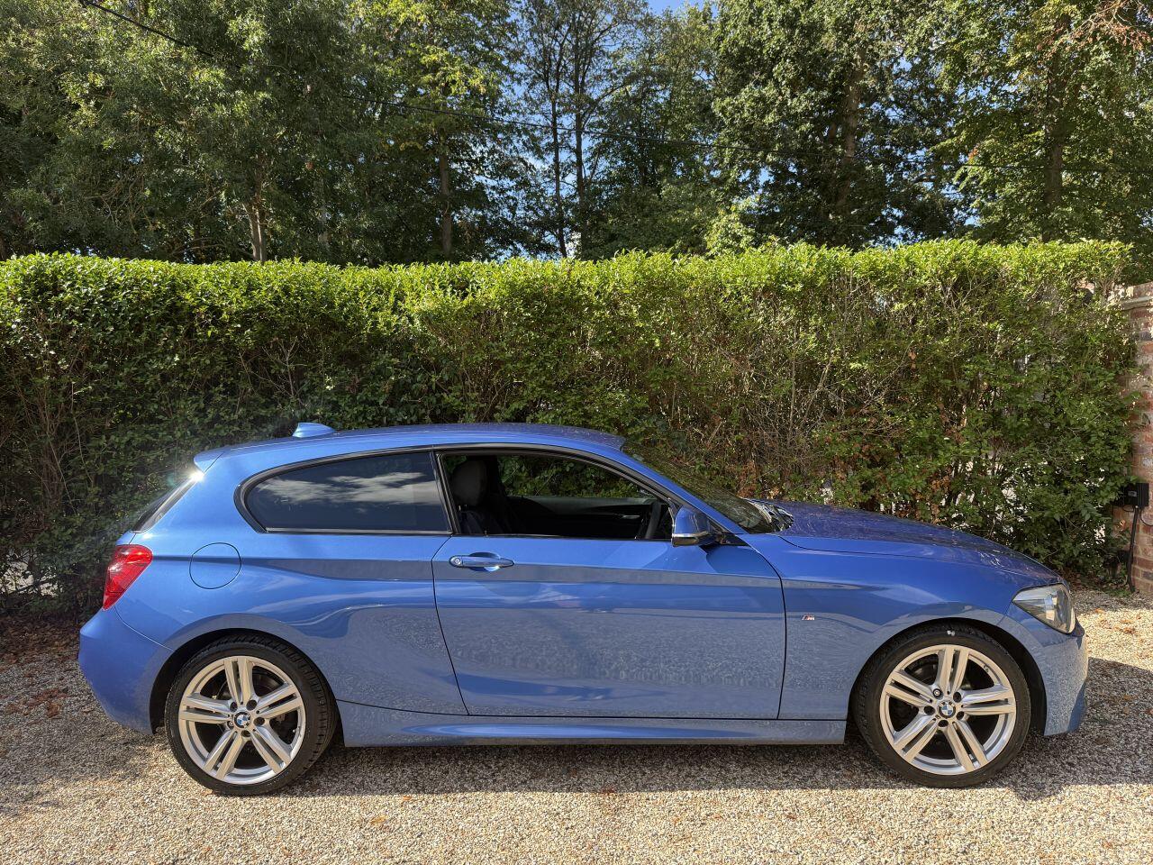 BMW 1 Series view 3
