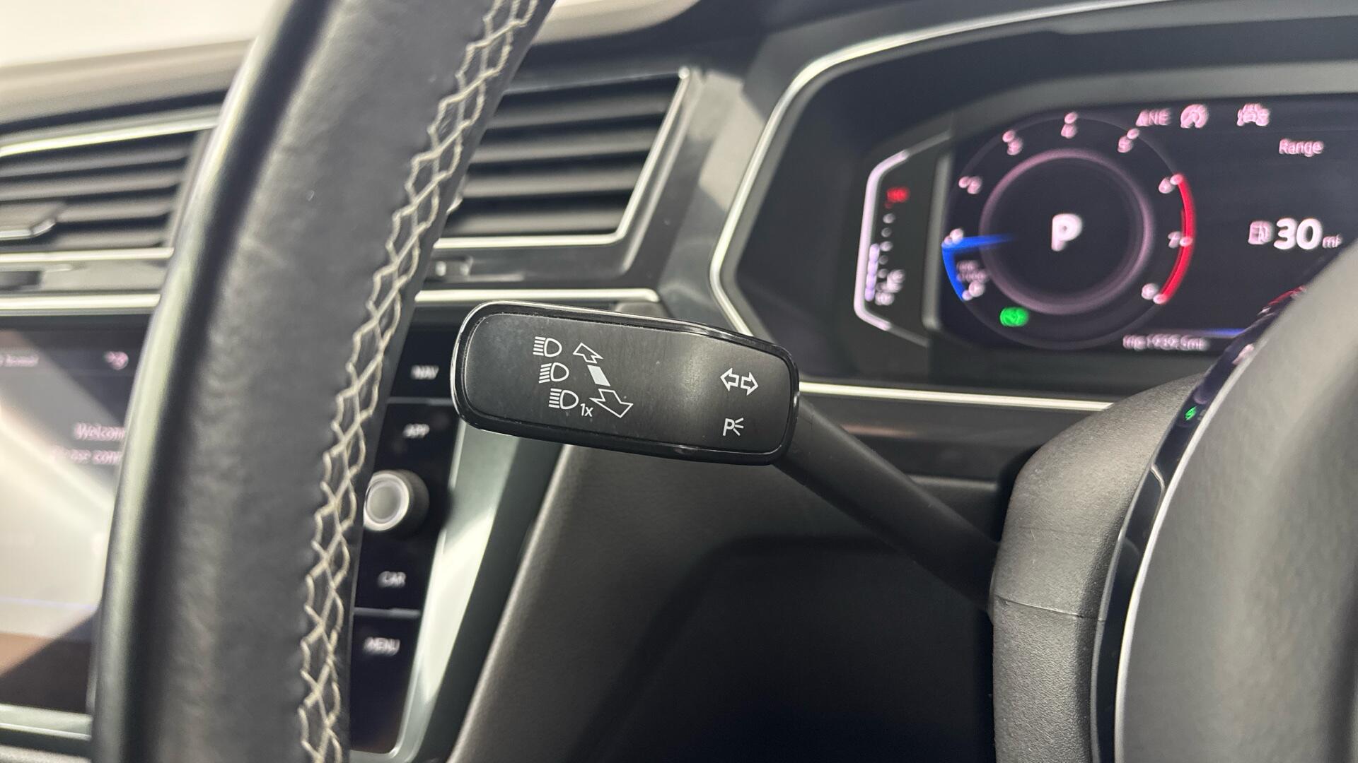 Volkswagen Tiguan Allspace view 44